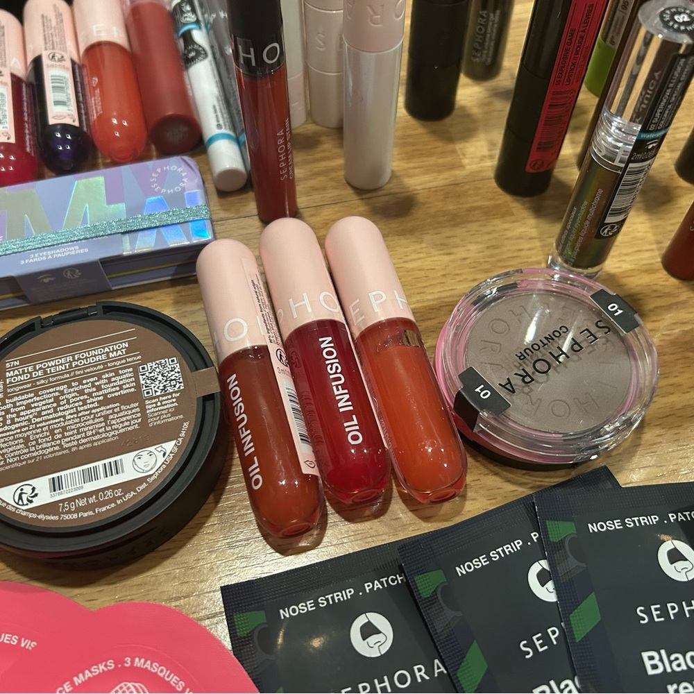 Sephora Makeup 40 pc bundle lipstick,lipgloss palette mascara +12 free masks - Picture 5 of 16